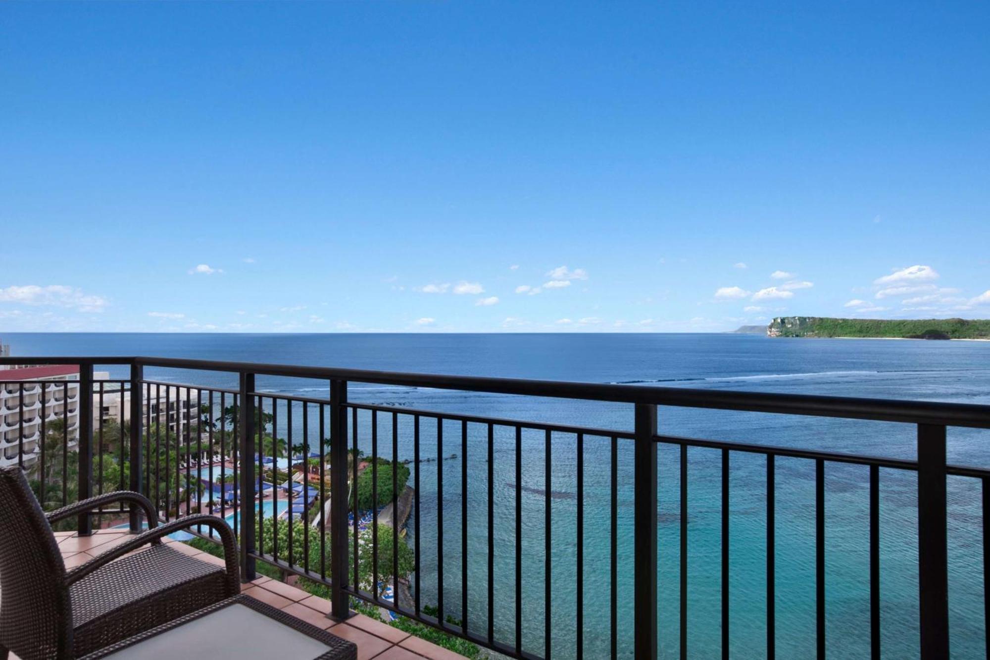 Hilton Guam Resort & Spa Tumon Esterno foto