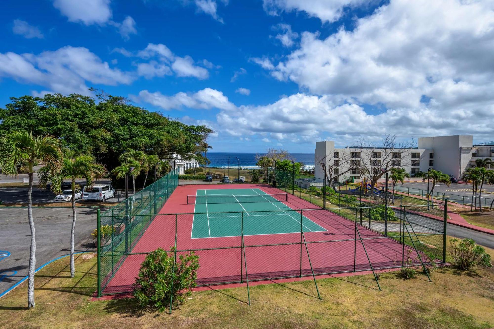 Hilton Guam Resort & Spa Tumon Esterno foto